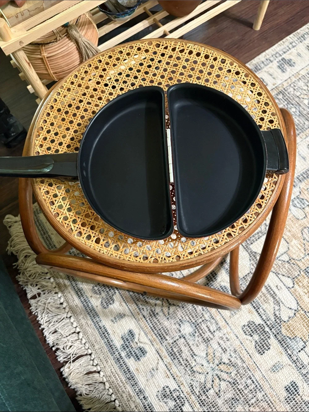 Vintage 1970’s  Mirro Omelet maker